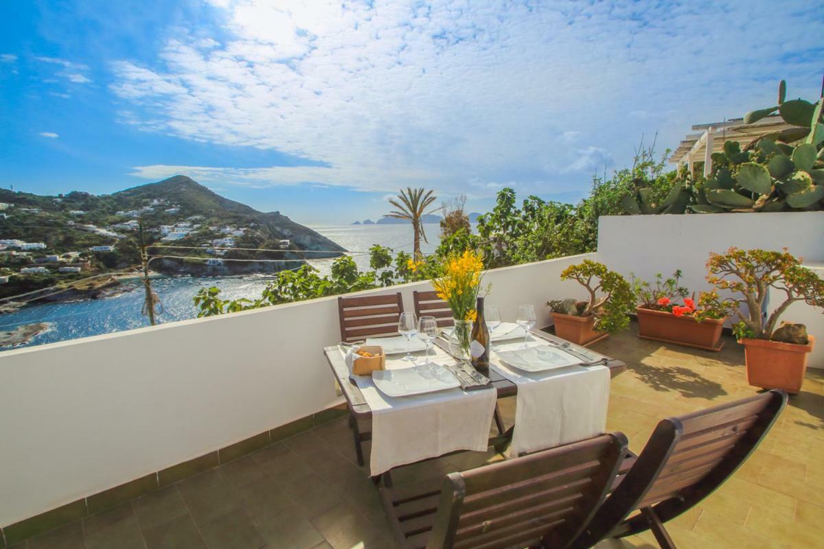 Le Case Dei Pescatori - Residence Il Tramonto Ponza Exteriör bild